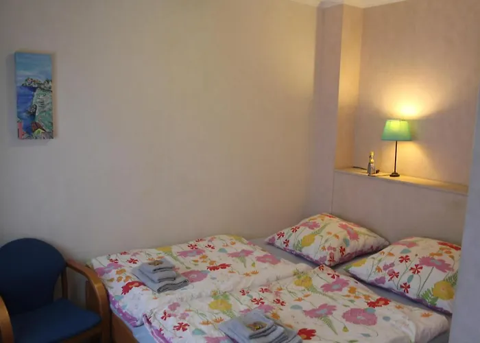 Am Sonnenhuegel Mit Terrasse